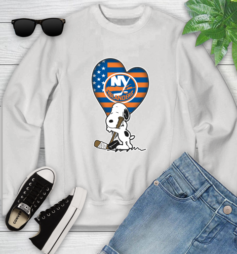 New York Islanders NHL Hockey The Peanuts Movie Adorable Snoopy Youth Sweatshirt