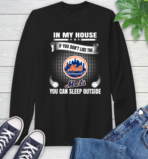 black mets shirt