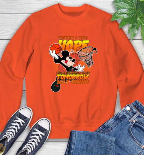 Miami Heat NBA Basketball Mickey Disney Never Lose Hope Sweatshirt 3