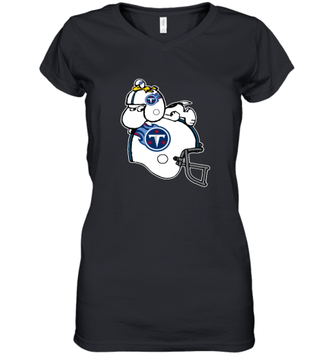 Snoopy And Woodstock Resting On Tennessee Titans Helmet Women's V-Neck T-Shirt