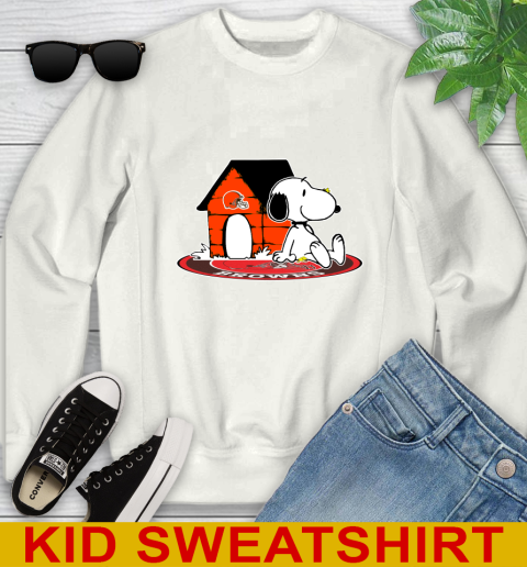 NFL Football Cleveland Browns Snoopy The Peanuts Movie Shirt Youth Sweatshirt