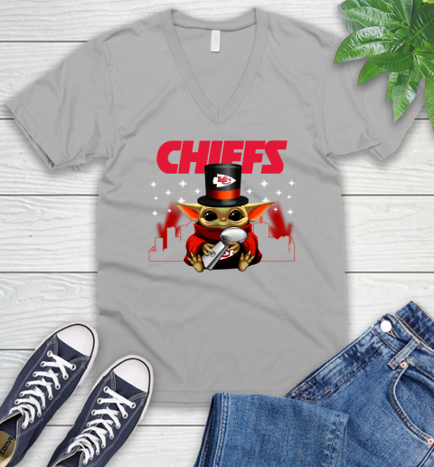 Super Bowl Baby Yoda Loves The Kansas City Chiefs Star Wars NFL Shirts 48
