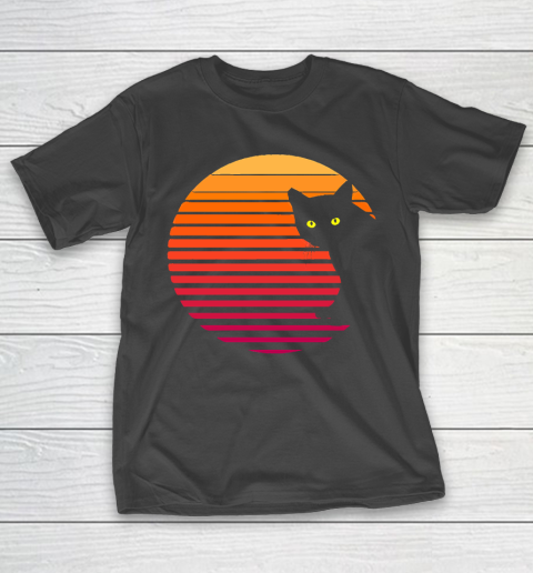 Mother's Day Funny Gift Ideas Apparel  Cat Yellow eye peeping sunset Mama T-Shirt