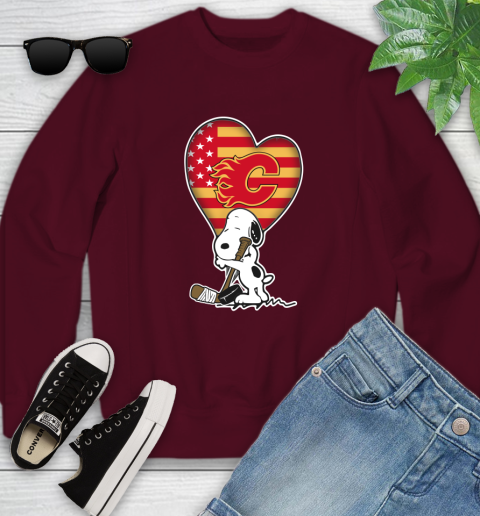 Calgary Flames NHL Hockey The Peanuts Movie Adorable Snoopy Youth Sweatshirt 5