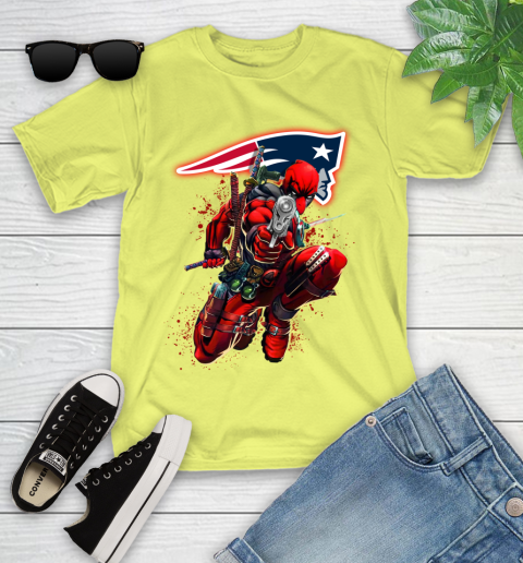 NFL Deadpool Marvel Comics Sports Football New England Patriots Youth T-Shirt 8