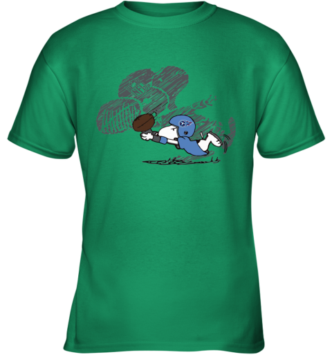 Tennessee Titans Snoopy Plays The Football Game h17b tennessee titans snoopy plays the football game youth t shirt 26 front irish green