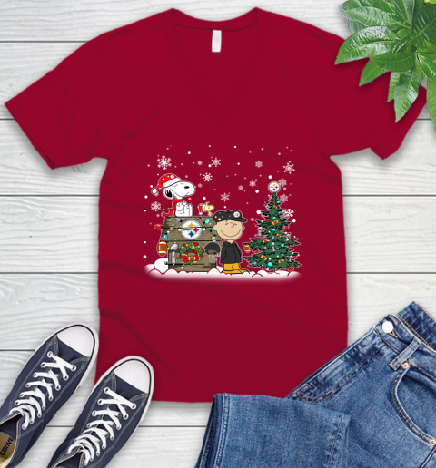 NFL Pittsburgh Steelers Snoopy Charlie Brown Christmas Football Super Bowl Sports V-Neck T-Shirt 7