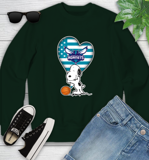 Charlotte Hornets NBA Basketball The Peanuts Movie Adorable Snoopy Youth Sweatshirt 10