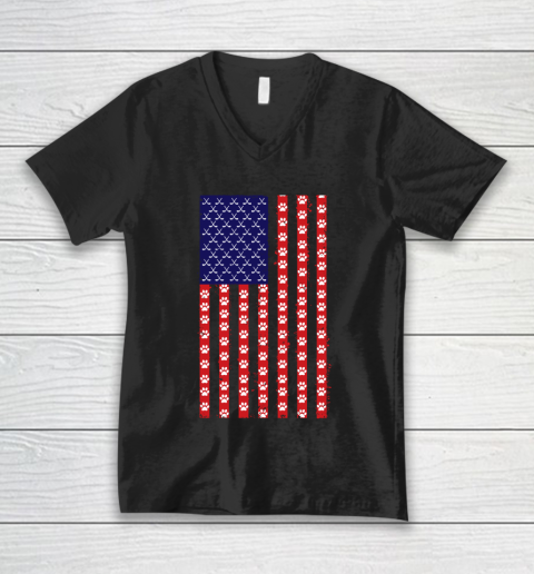 Hockey Dog Lover American Flag V-Neck T-Shirt