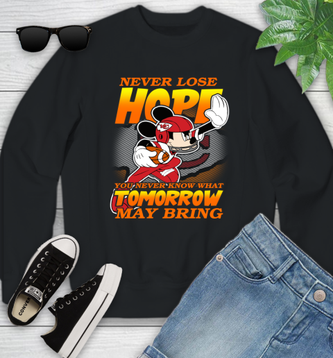 Kansas City Chiefs NFL Football Mickey Disney Never Lose Hope Youth Sweatshirt