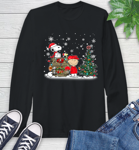 NFL Tampa Bay Buccaneers Snoopy Charlie Brown Christmas Football Super Bowl Sports Long Sleeve T-Shirt