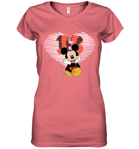 qVjNsqzkn51 women v neck t shirt 39 95 151514 front coral