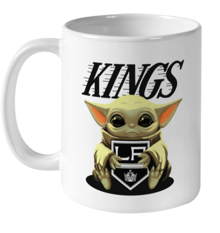 m46p baby yoda hugs the los angeles kings ceramic mug 110 56 front white