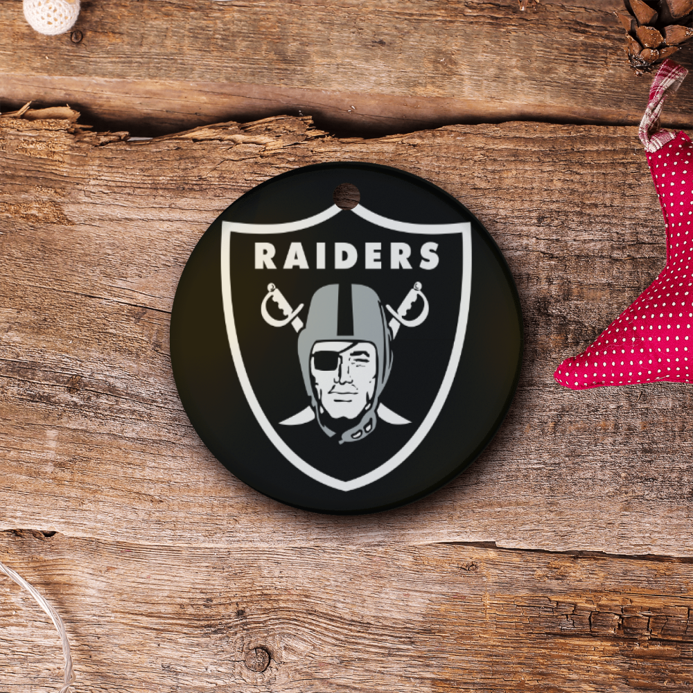 Oakland Raiders NFL Team Spirit Ceramic Circle Ornament