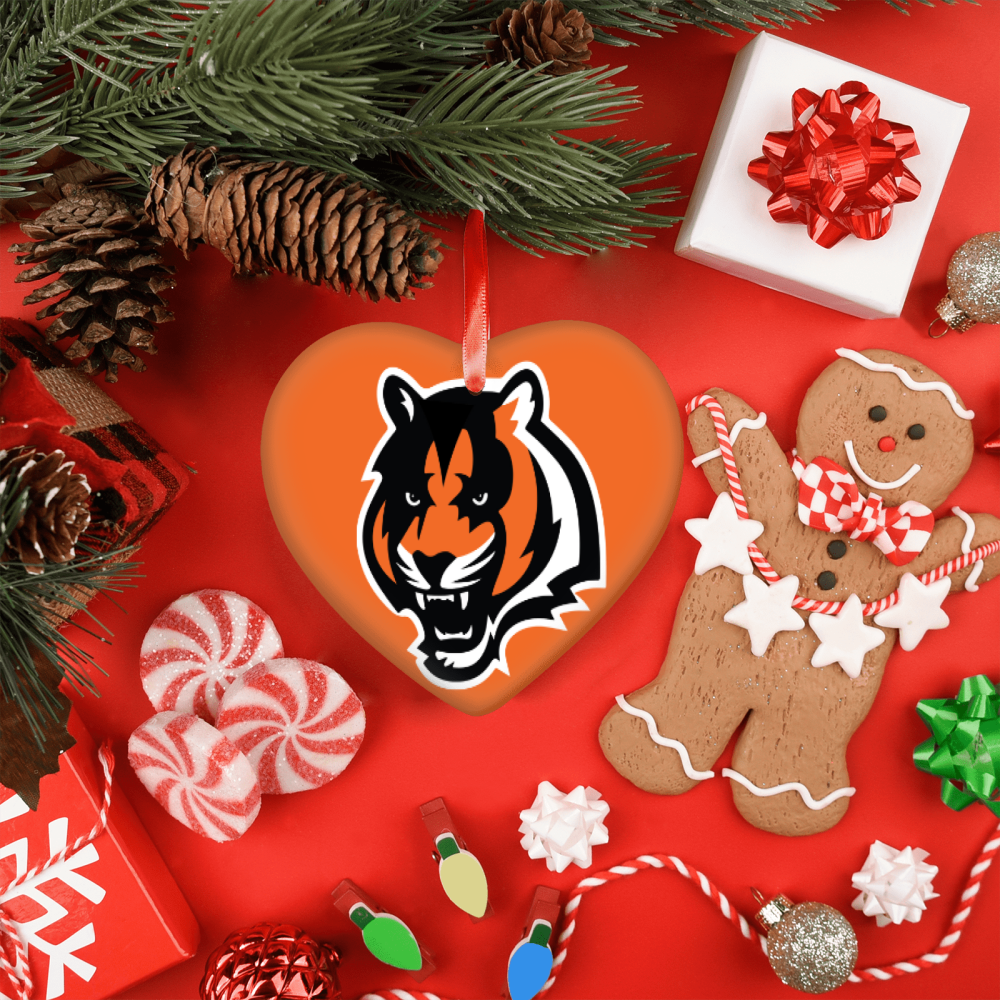 Cincinati Bengals NFL Team Spirit Ceramic Heart Ornament